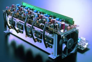 5 x 140W amplification is delivered via an integrated output block